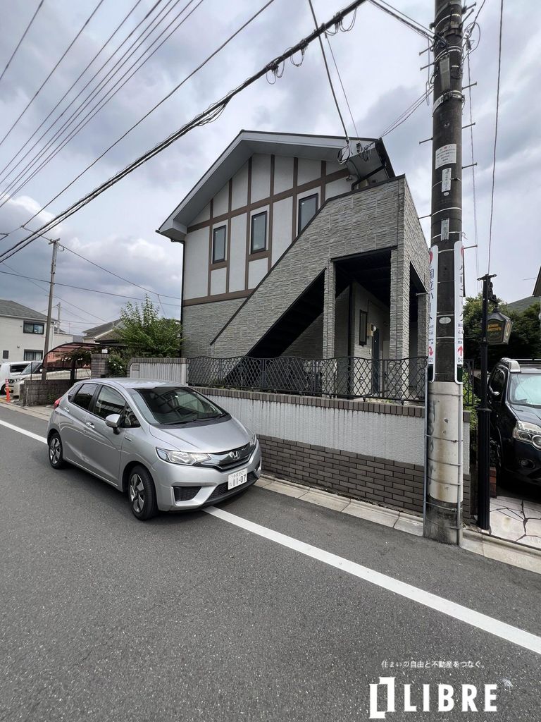 国立市中のアパートの建物外観