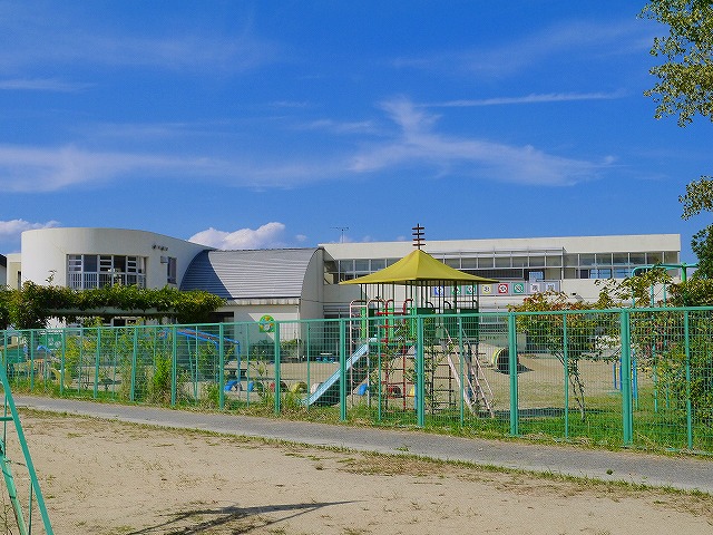 【奈良市西登美ヶ丘のマンションの幼稚園・保育園】