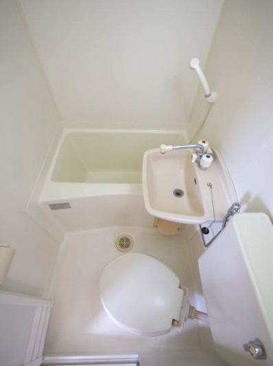 洗面設備　お手入れのしやすい洗面ボウル付