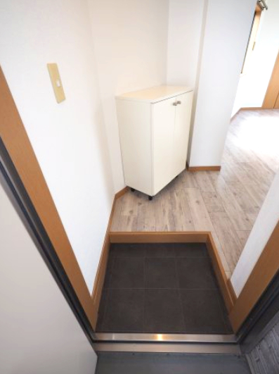 玄関　シューズボックス付
