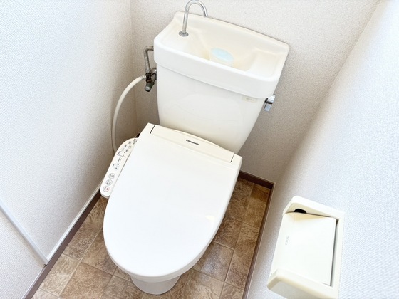 トイレ　シャワー付きトイレ