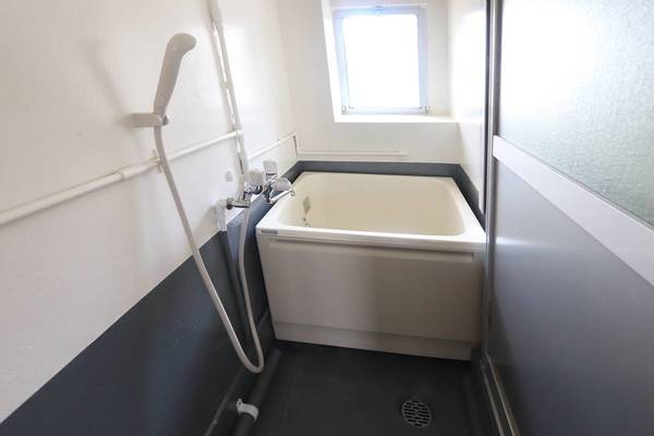 バス・シャワールーム　ビレッジハウスの同一物件・同一タイプの間取りの写真です