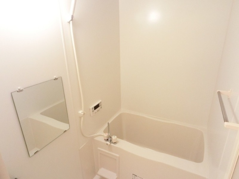 バス・シャワールーム　図面と現状に相違がある場合には現状を優先