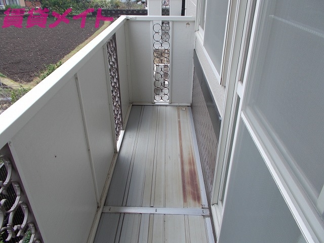 バルコニー　同タイプ部屋写真です。