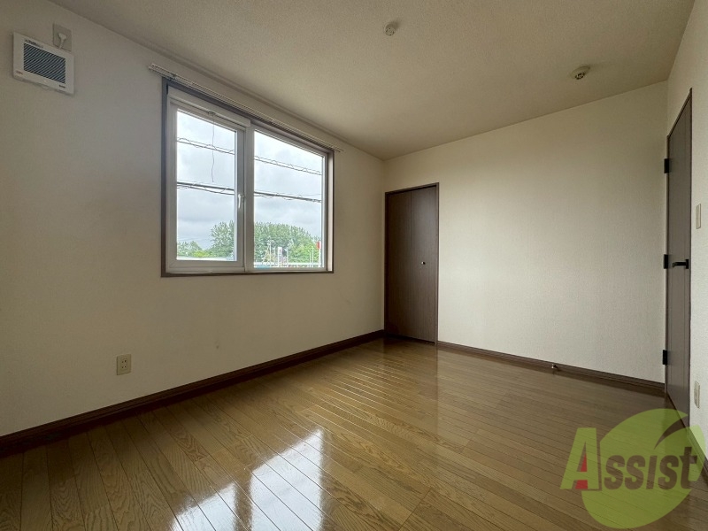 その他部屋・スペース　寝室です。部屋をどう使うかはあなた次第です！