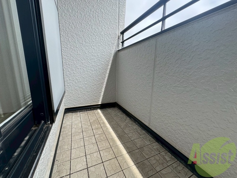 バルコニー　バルコニーが付いていますので一息ついてみてはいかがですか。