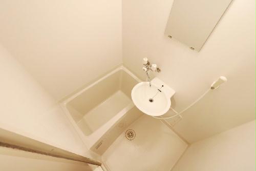 バス・シャワールーム　浴室乾燥機で雨や雪の日でもらくらくお洗濯！