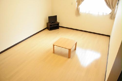 居室・リビング　家具家電付きで新生活もらくらくスタート！