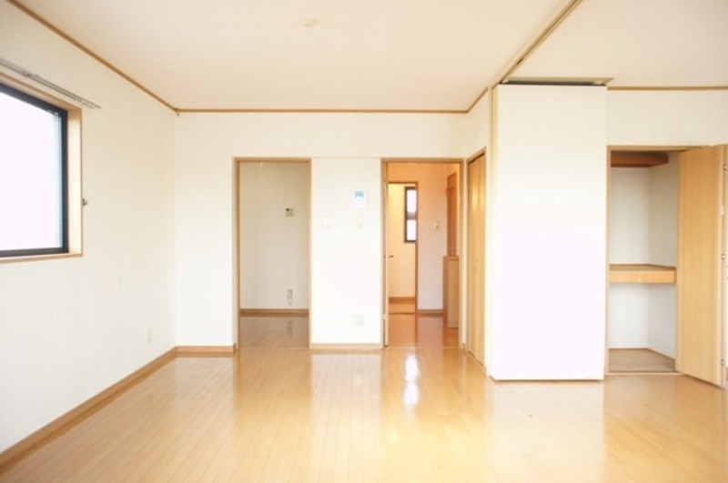 居室・リビング　図面と現状に相違がある場合には現状を優先