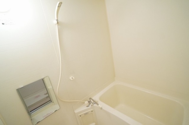 バス・シャワールーム　図面と現状に相違がある場合には現状を優先