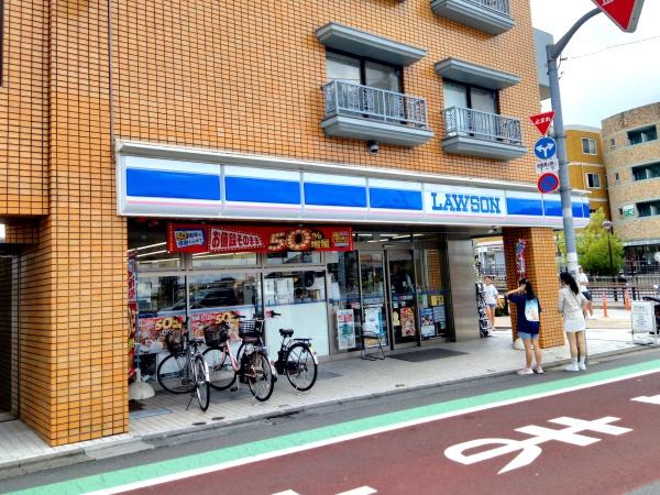 コンビニ　ローソン 世田谷代田駅前店（コンビニ）まで477m