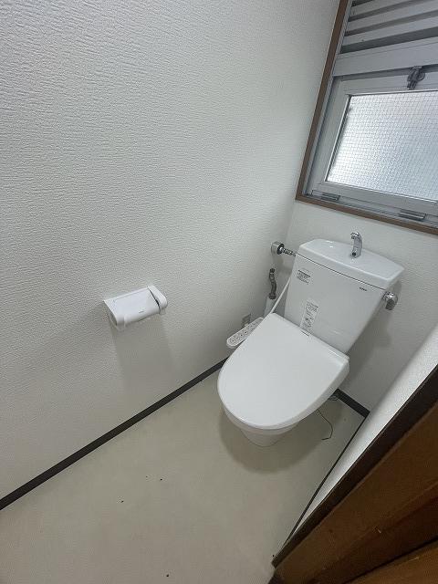 トイレ　トイレ