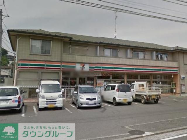 コンビニ　セブンイレブン（コンビニ）まで760m