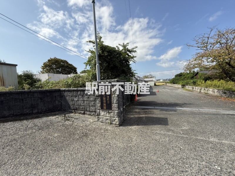 幼稚園・保育園　吉野ヶ里町立吉野ヶ里保育園（幼稚園・保育園）まで300m