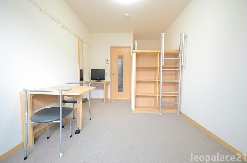 居室・リビング　きれいなリビング。