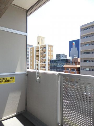 バルコニー　落ち着いた時間を過ごせるバルコニーです