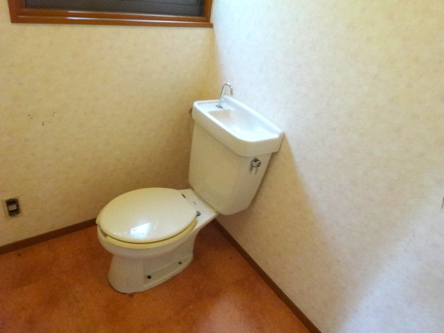 トイレ　大池戸建て(GoodHome)