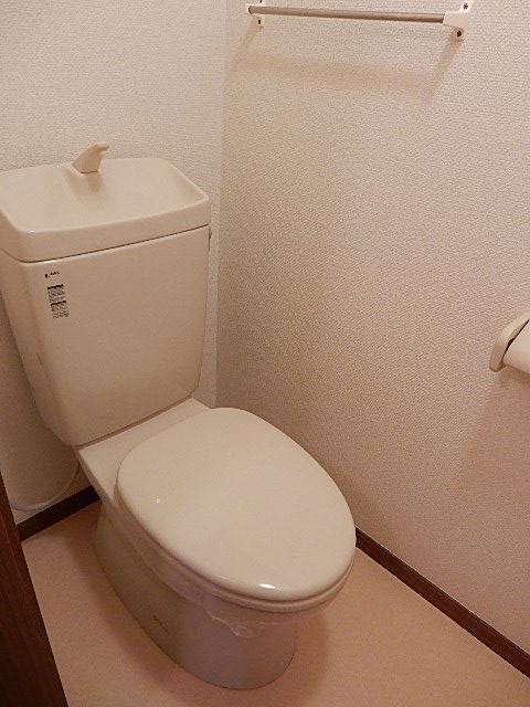 トイレ　清潔感のあるトイレです。