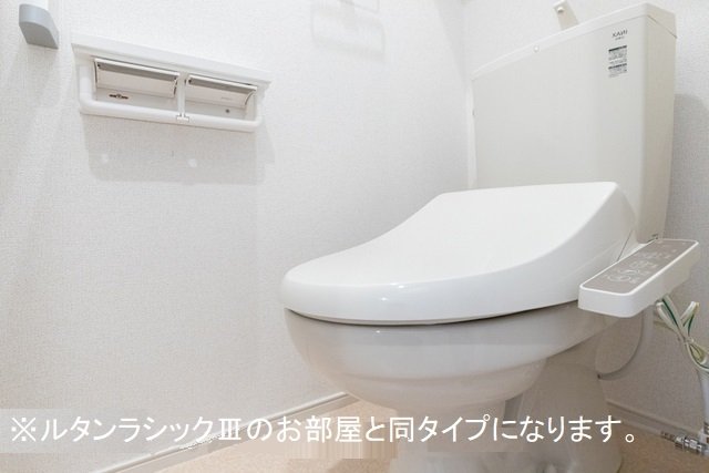 トイレ　落ち着いたトイレです