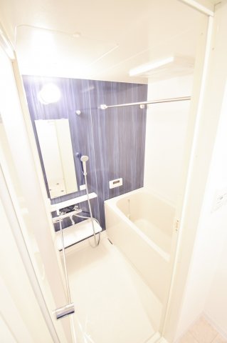 バス・シャワールーム　お湯張り・浴室乾燥付き