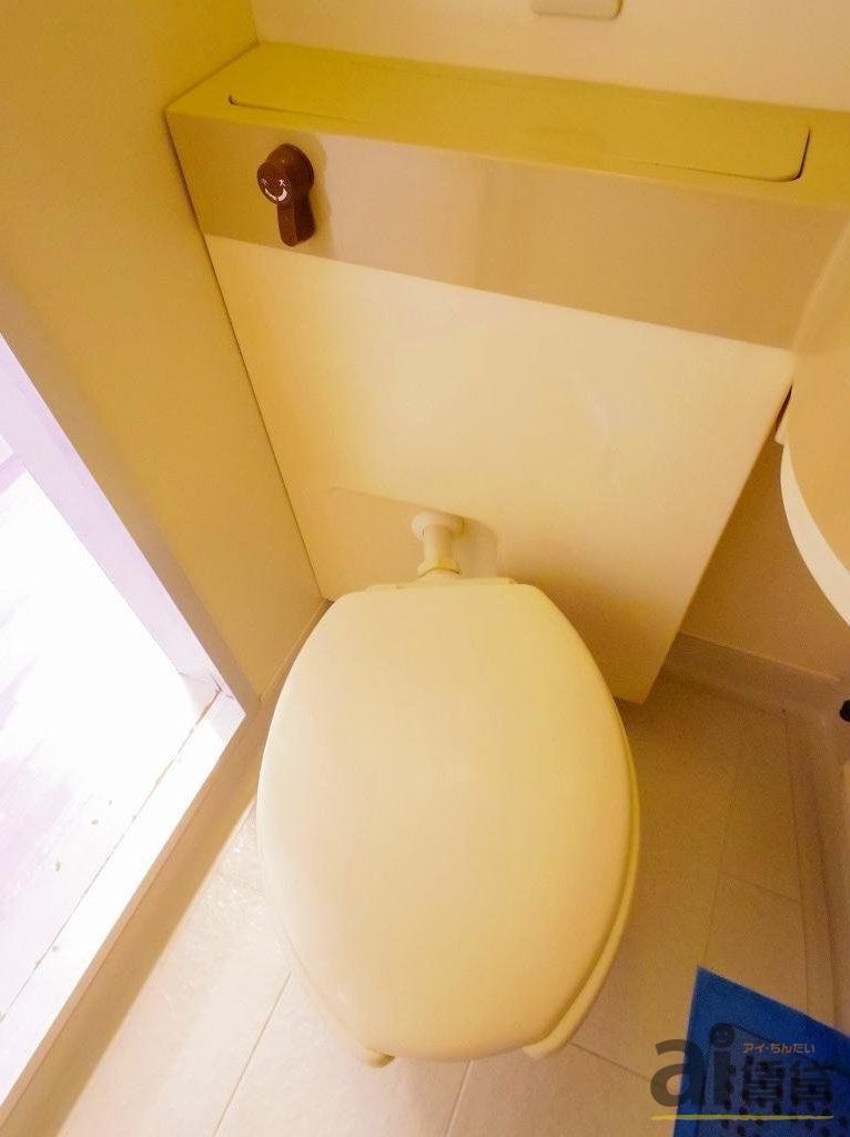 トイレ　※同仕様写真