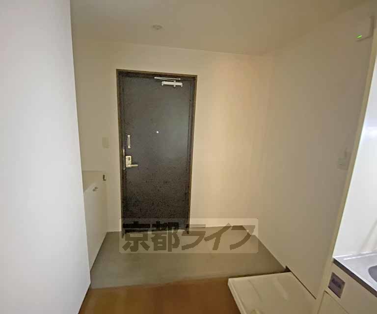 玄関　広々とした玄関です。