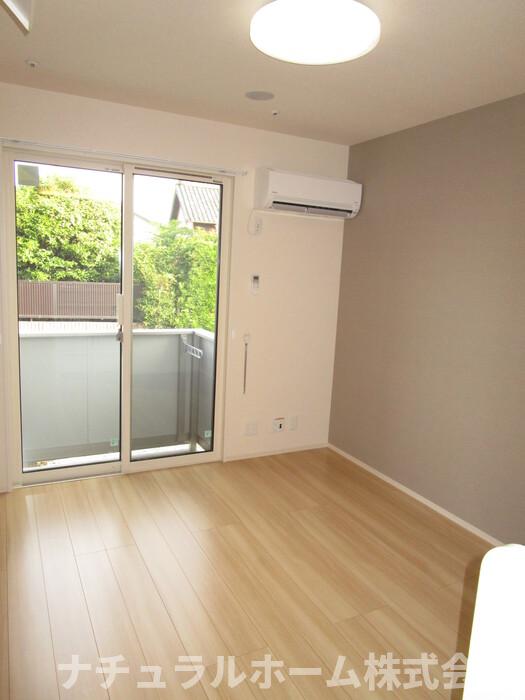 居室・リビング　10帖のLDKです！