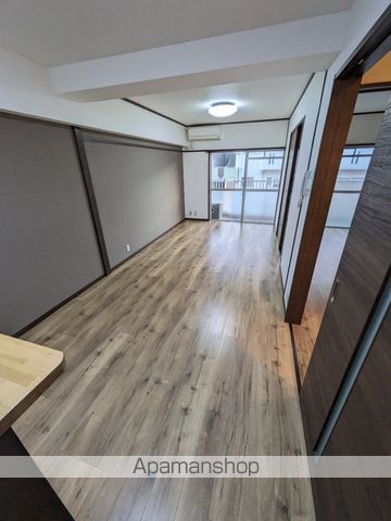 第5Tokiwaビルの居間写真