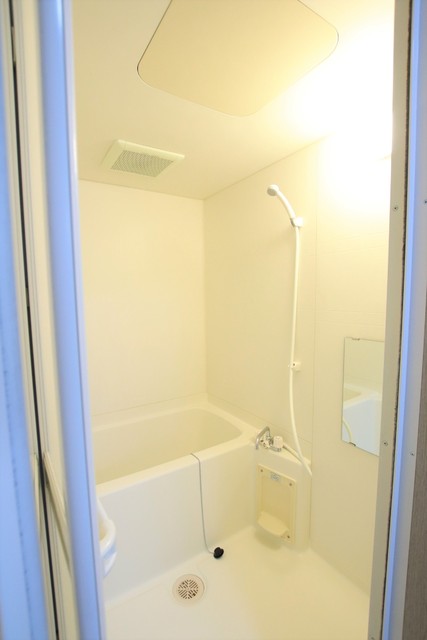 バス・シャワールーム　バスルーム