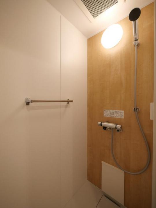 バス・シャワールーム　※別部屋の参考写真です。