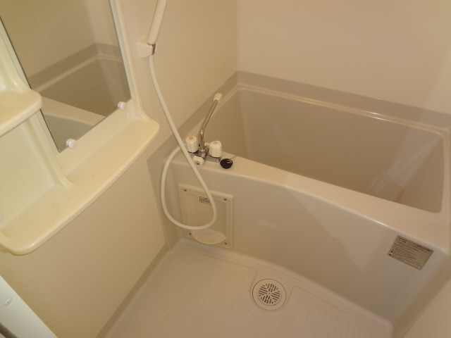 バス・シャワールーム　バス