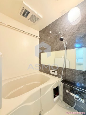 バス・シャワールーム　同マンション別部屋　参考写真