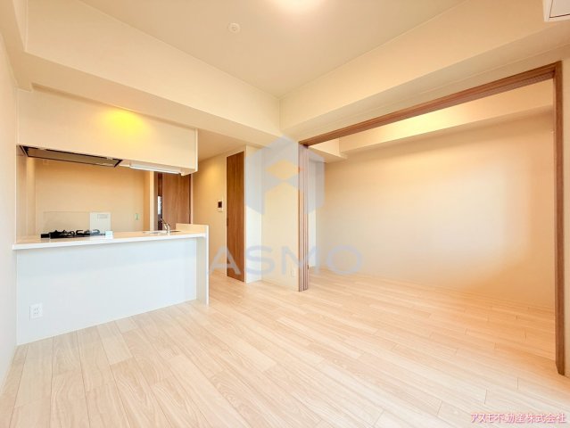 居室・リビング　同マンション別部屋　参考写真