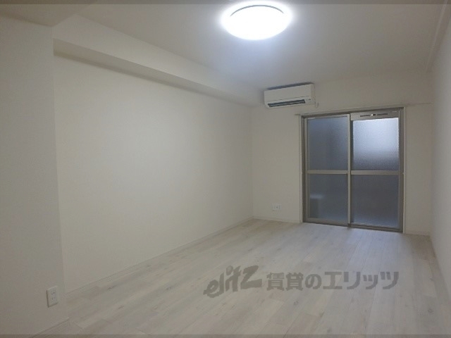 居室・リビング　洋室