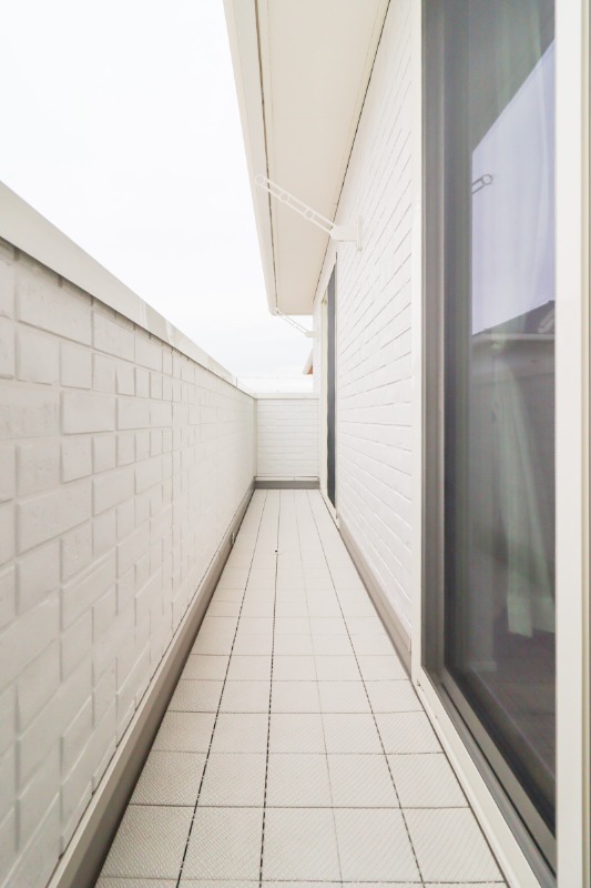 バルコニー　図面と現状に相違がある場合には現状を優先