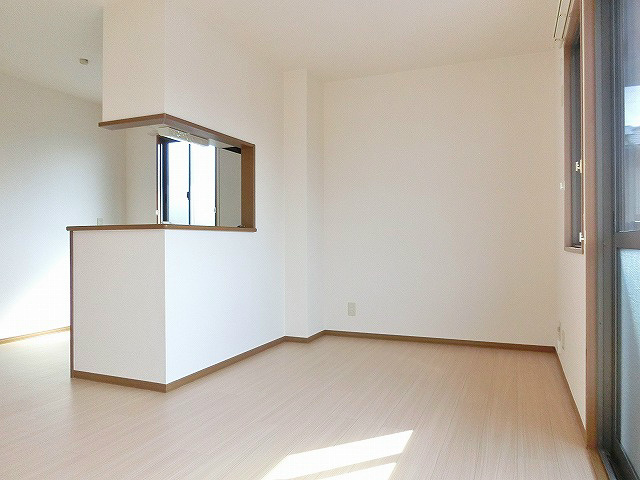 居室・リビング　カウンターキッチンを採用したLDK