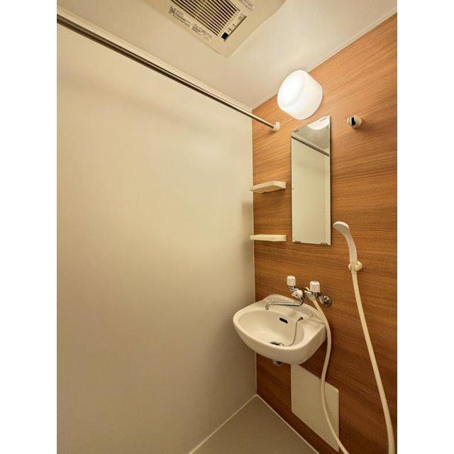 バス・シャワールーム　シャワールーム