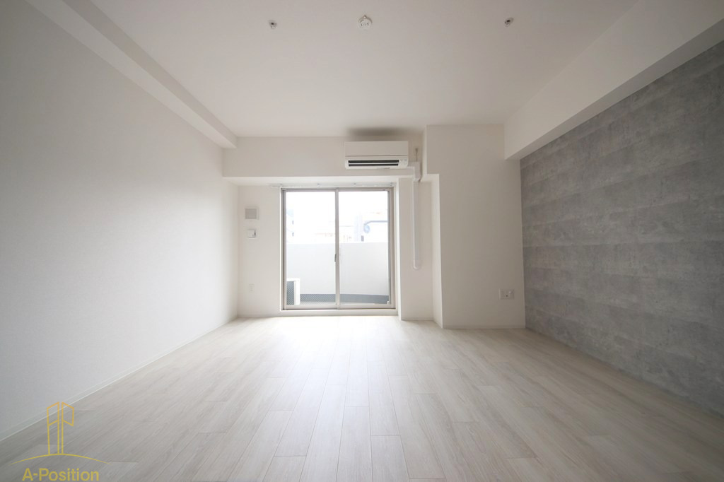 居室・リビング　セレニテフラン本町