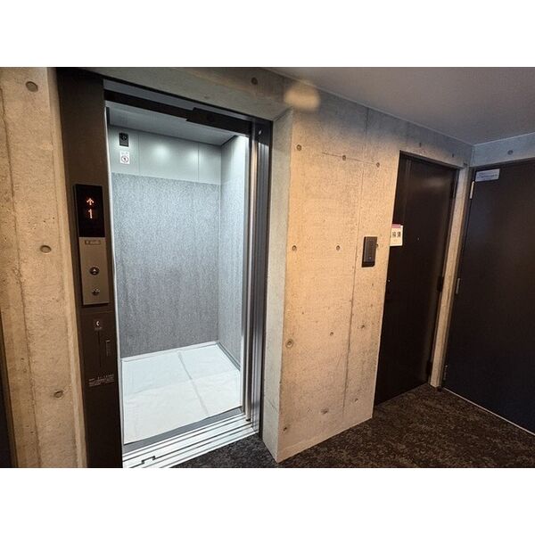 その他共有部分　便利なエレベーター付き