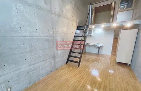 居室・リビング　庭