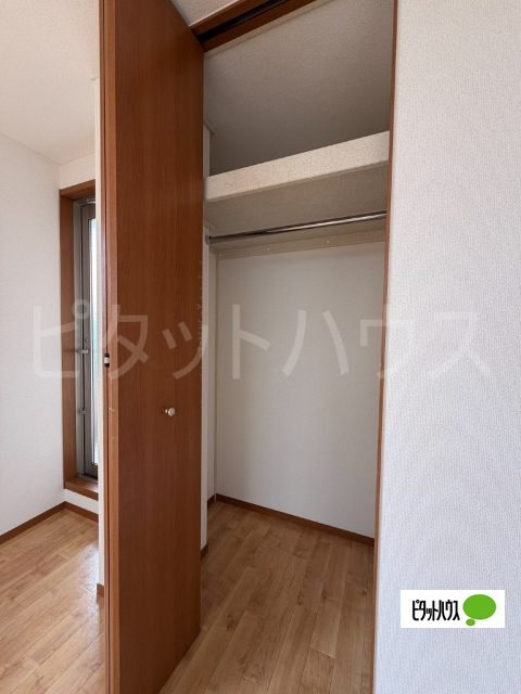 収納　クローゼット