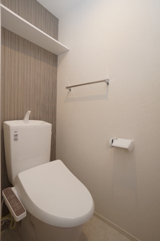 トイレ　イメージ写真・306号の写真