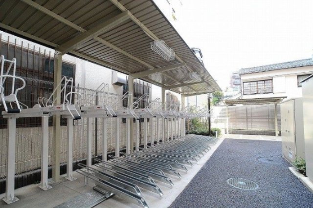 駐車場　駐輪場