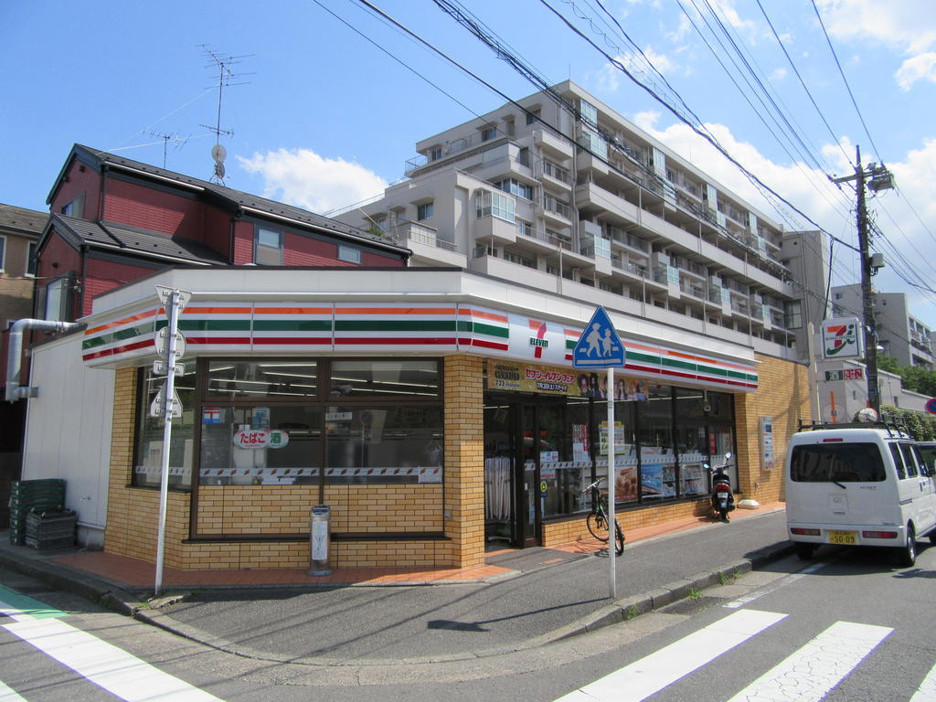 コンビニ　セブンイレブン横浜大豆戸町店（コンビニ）まで341m