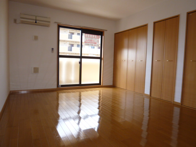 居室・リビング　洋室