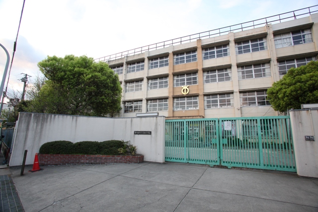 小学校　意岐部小学校（小学校）まで790m