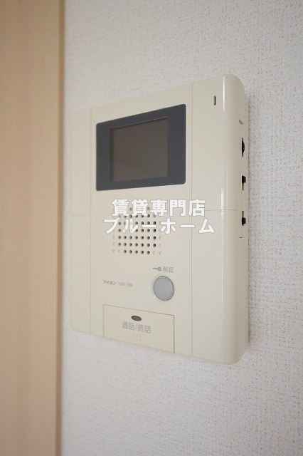セキュリティ　モニター付きインターホンです！
