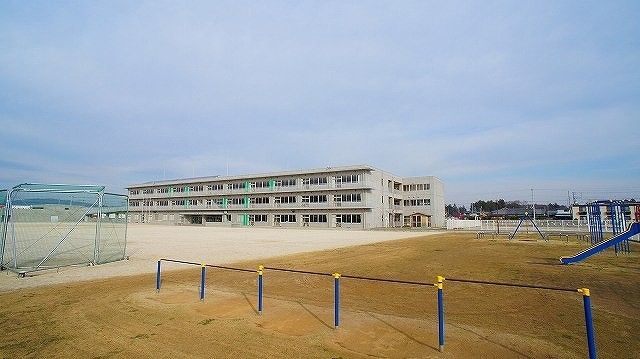 小学校　つきのわ小学校（小学校）まで1500m