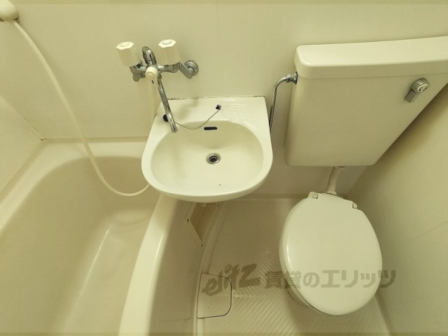 洗面設備　エアコン