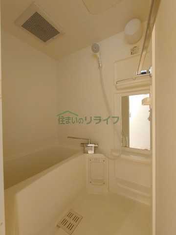 バス・シャワールーム　別階層の参考写真になります。